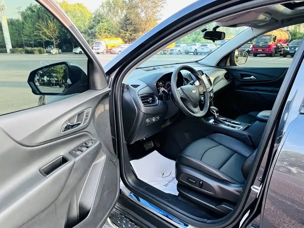 Chevrolet Equinox — миниатюра 5