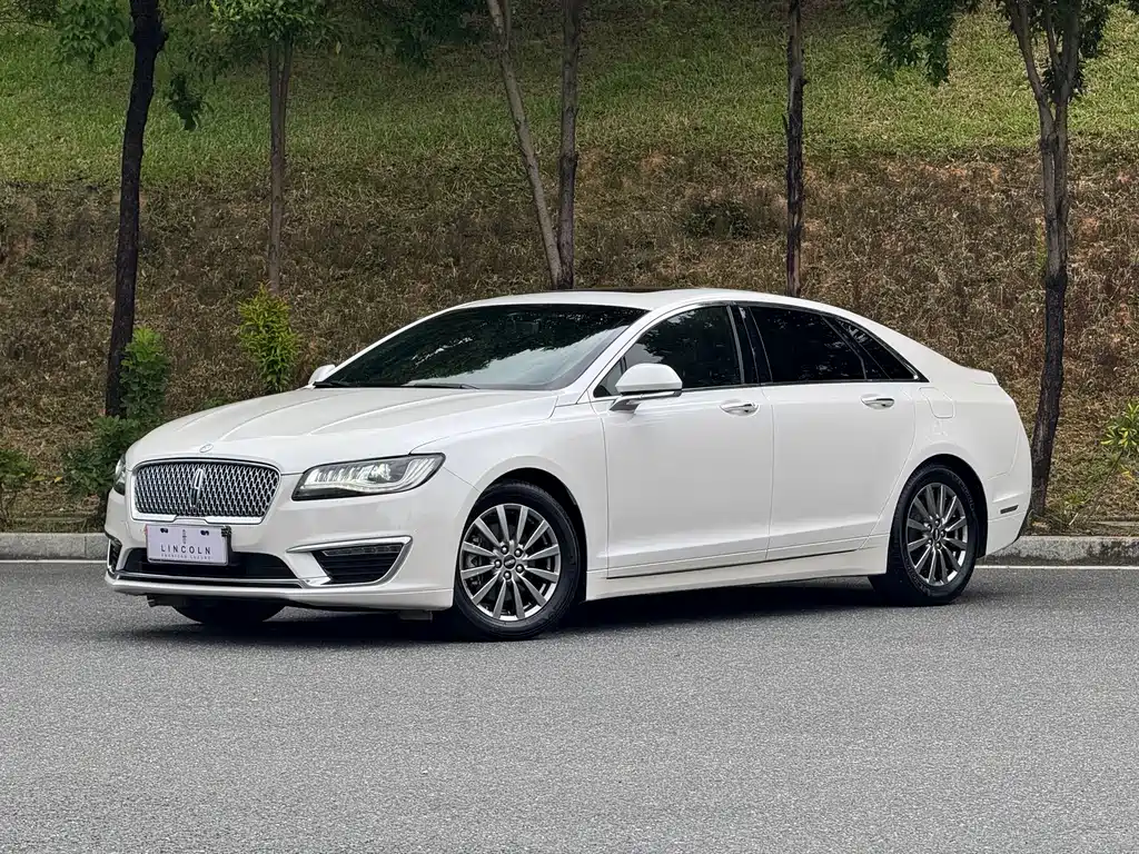 Lincoln MKZ