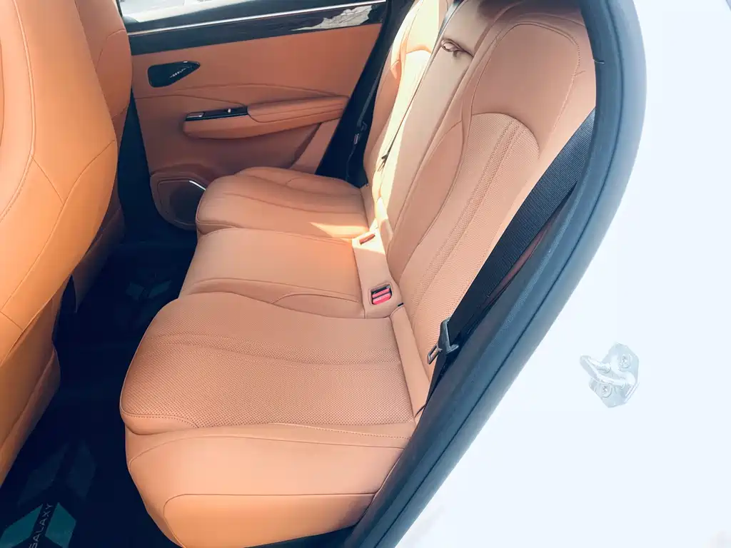 GEELY GALAXY GALAXY L7