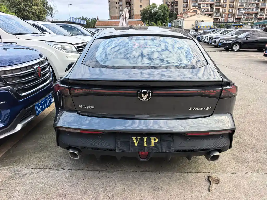Changan UNI-V — миниатюра 4