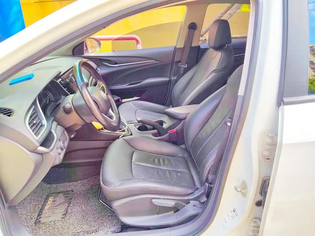 Buick Excelle — миниатюра 11