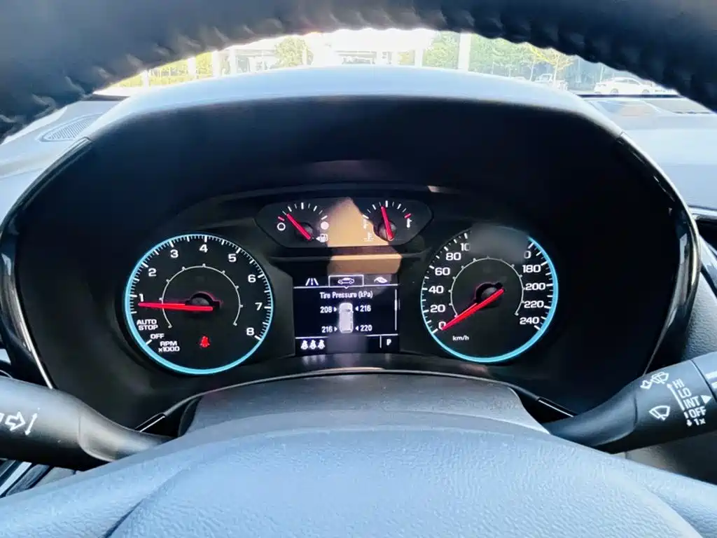 Chevrolet Equinox — миниатюра 11