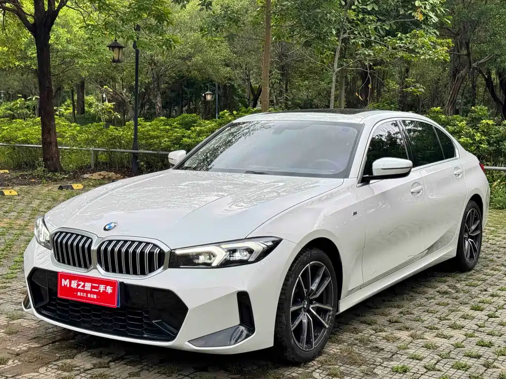 BMW 3 Series 2023