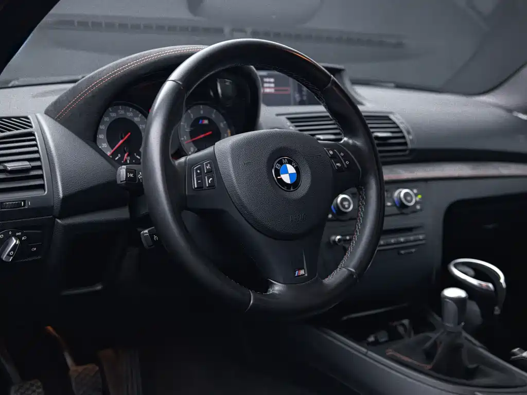 BMW 1 Series M — миниатюра 11