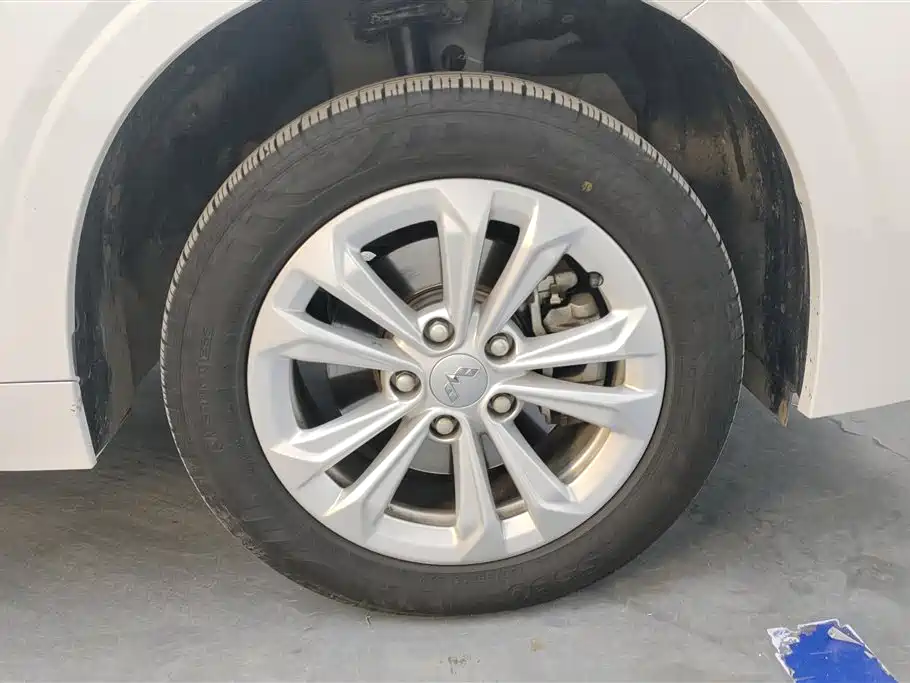 WULING WULING JIACHEN