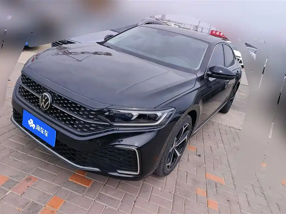 Volkswagen Passat 2023