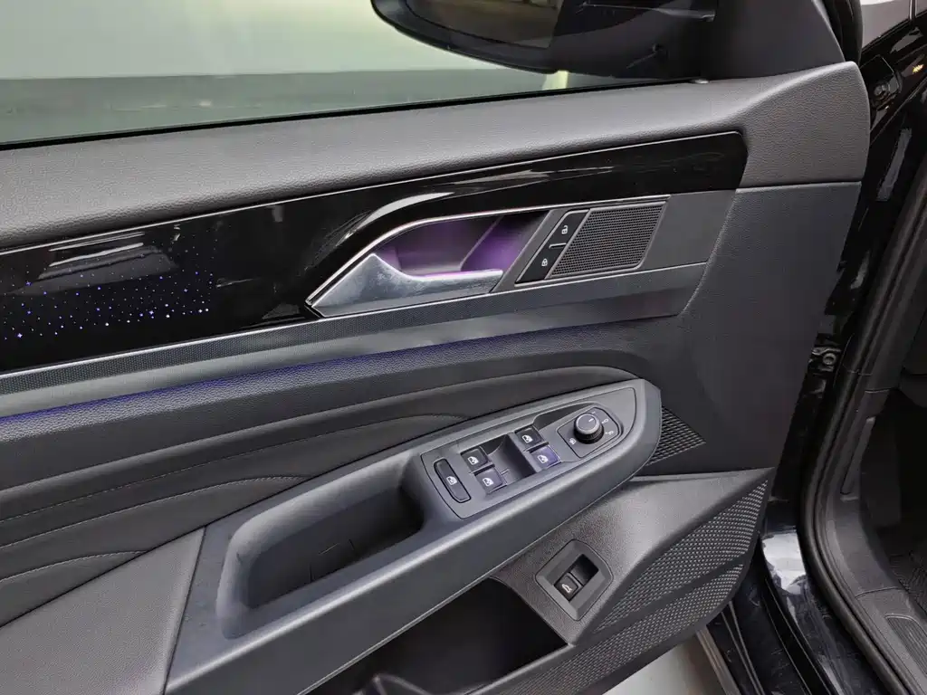 Volkswagen Passat — миниатюра 14
