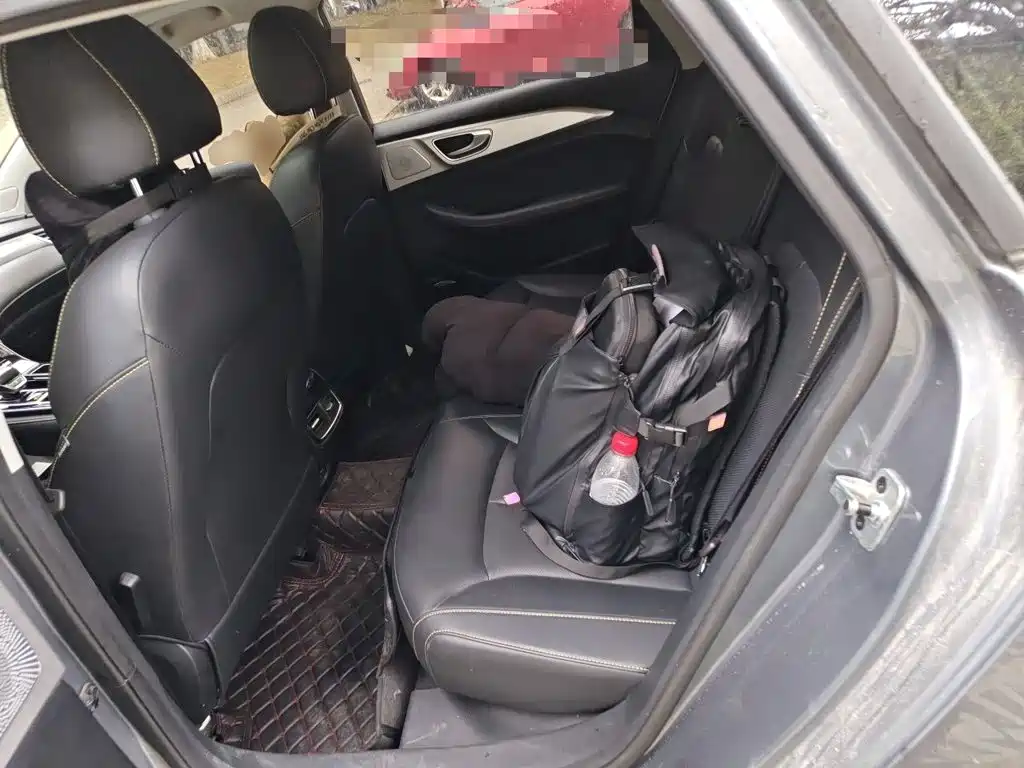 Roewe i6 MAX — миниатюра 13