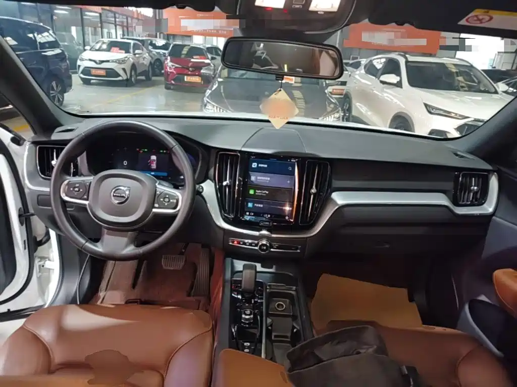 Volvo XC60 — миниатюра 10
