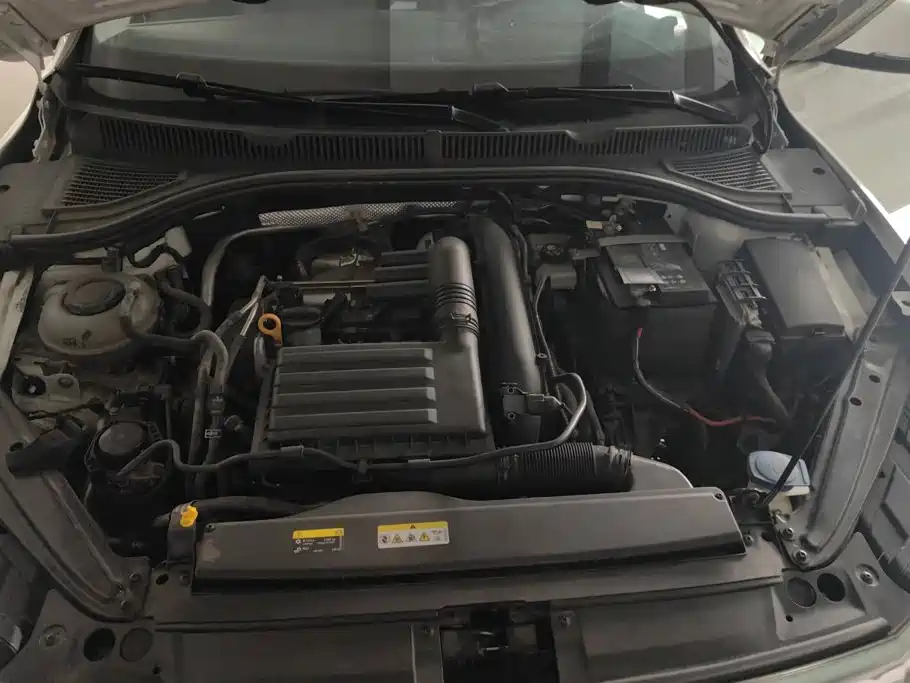 Volkswagen Sagitar — миниатюра 10