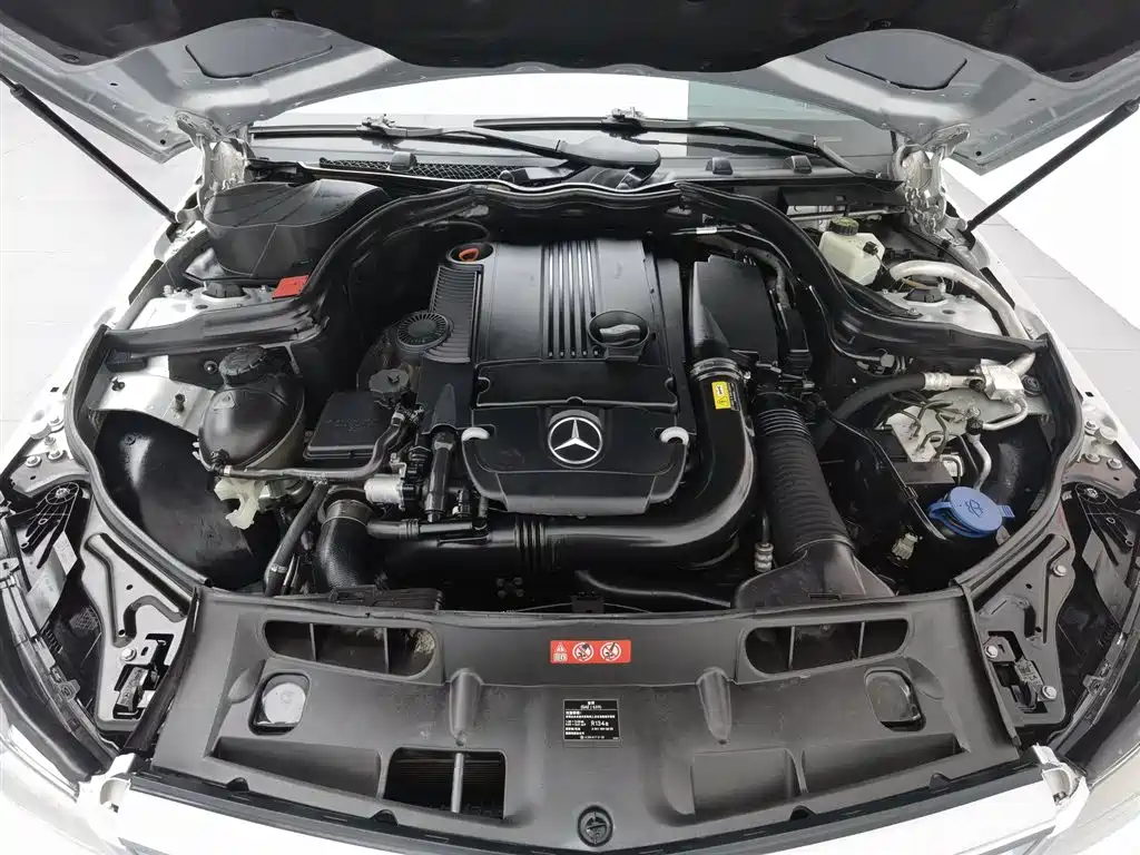 Mercedes-Benz C-Class C 2011 C 200 Fashion