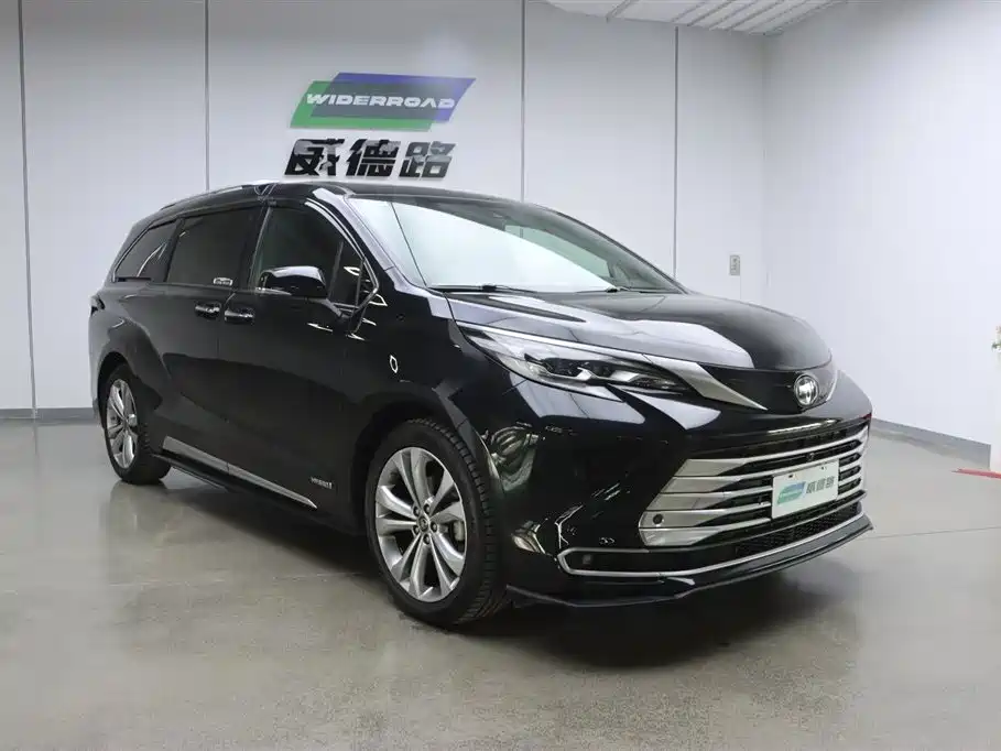 Toyota Sienna 2021 2.5L