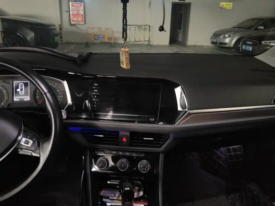 Volkswagen Sagitar — миниатюра 13