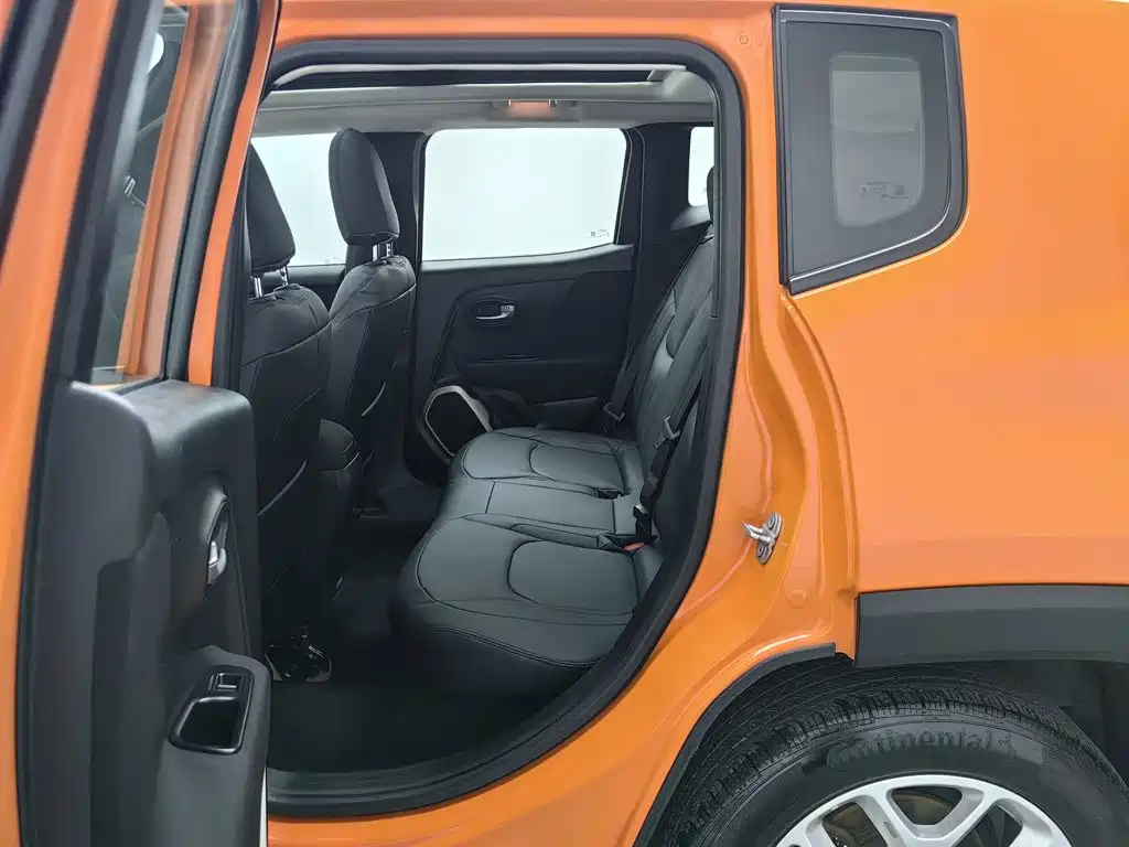 Jeep Renegade — миниатюра 15