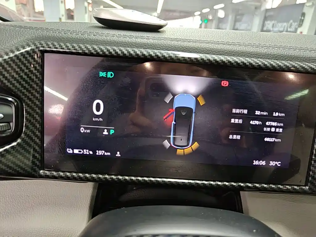 NIO ES8 — миниатюра 5