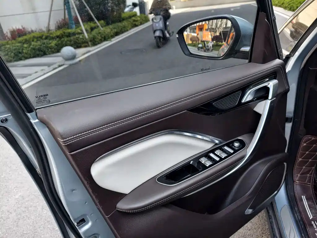 GEELY AUTOMOBILE JIAJIE