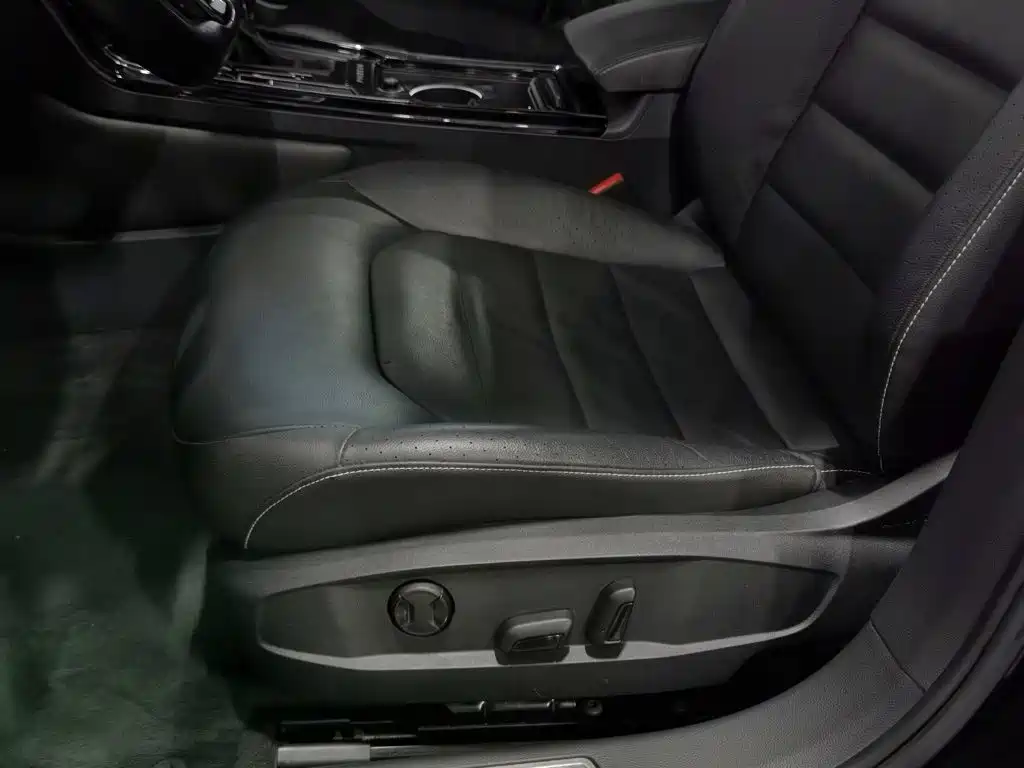 Volkswagen Phideon — миниатюра 20