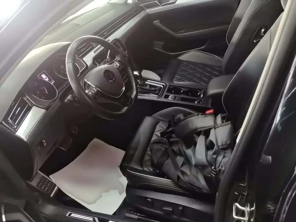 Volkswagen 迈腾 PHEV — миниатюра 20