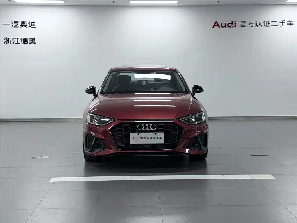Audi A4L 2022 40 TFSI Luxury