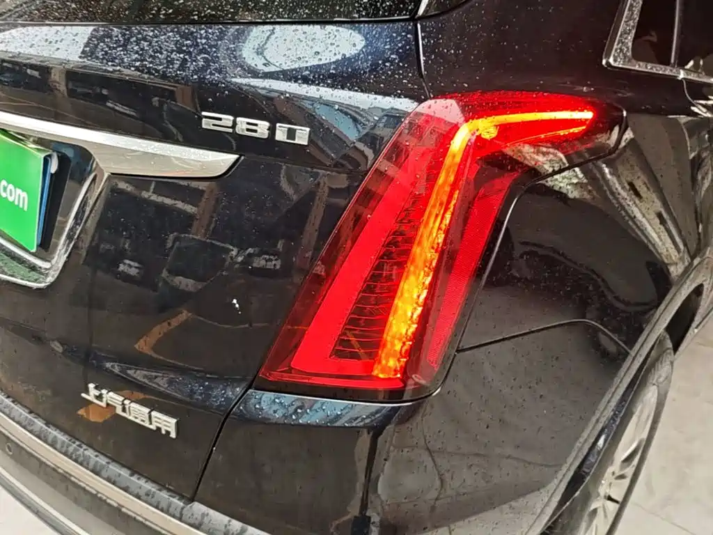 Cadillac XT5 — миниатюра 8