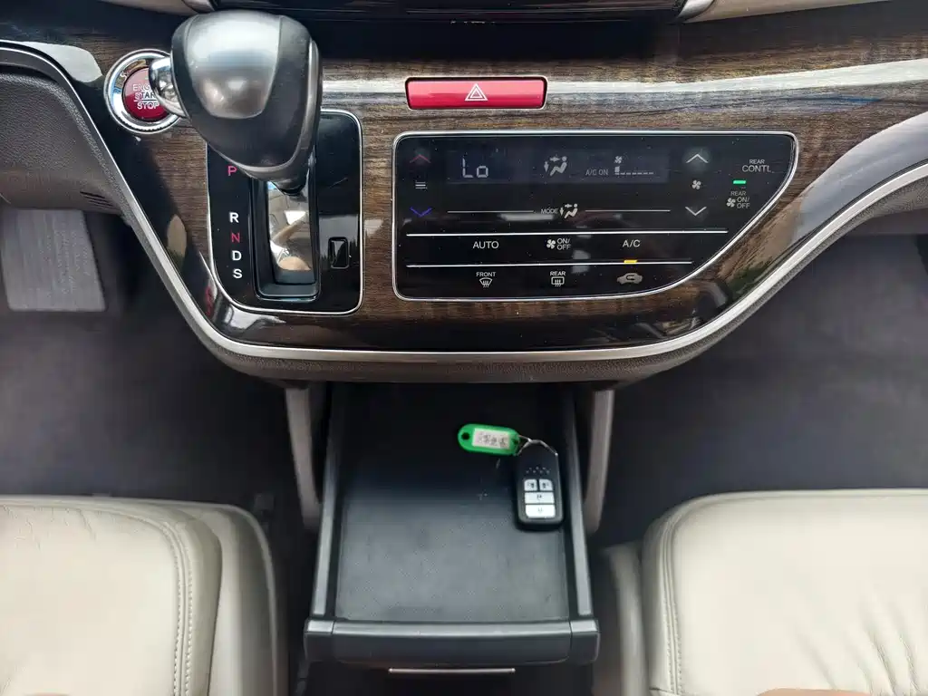 Honda Odyssey — миниатюра 18