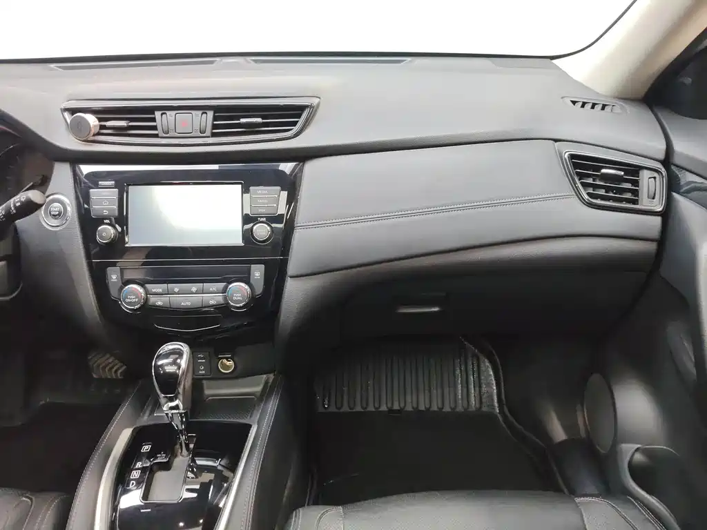 Nissan X-Trail 2017 2.5L CVT Luxury 4WD