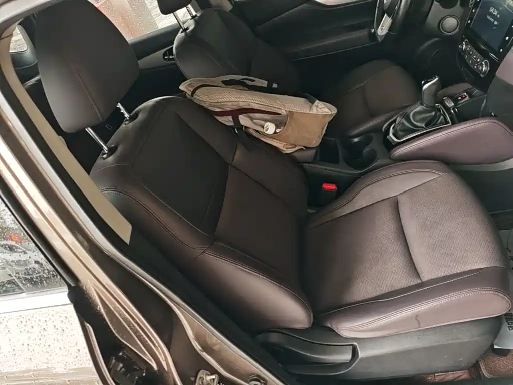 Nissan Qashqai — миниатюра 25