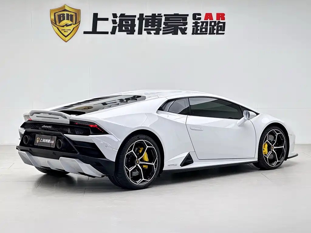 LAMBORGHINI HURACÁN
