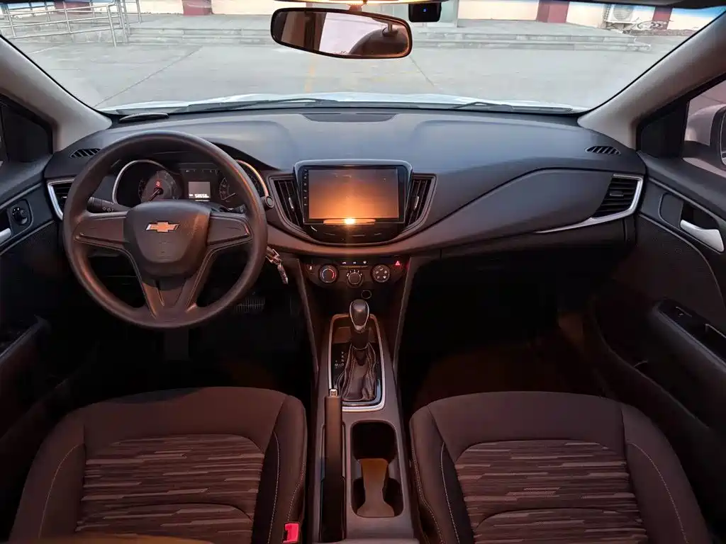 Chevrolet Cavalier — миниатюра 6