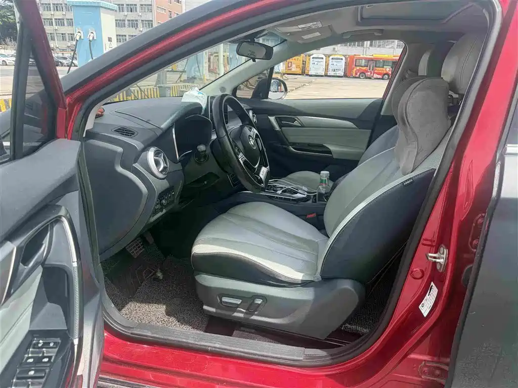 BAIC EU5 — миниатюра 4
