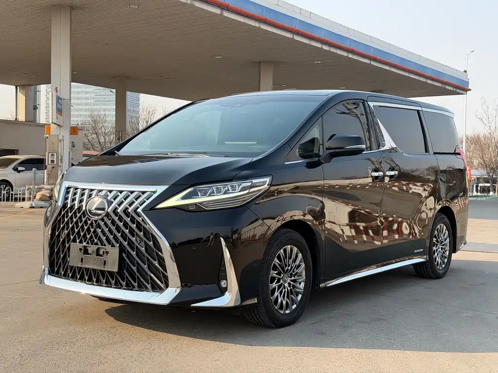 Lexus LM 2021