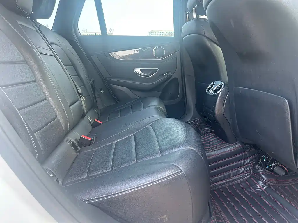 Mercedes-Benz GLC — миниатюра 8