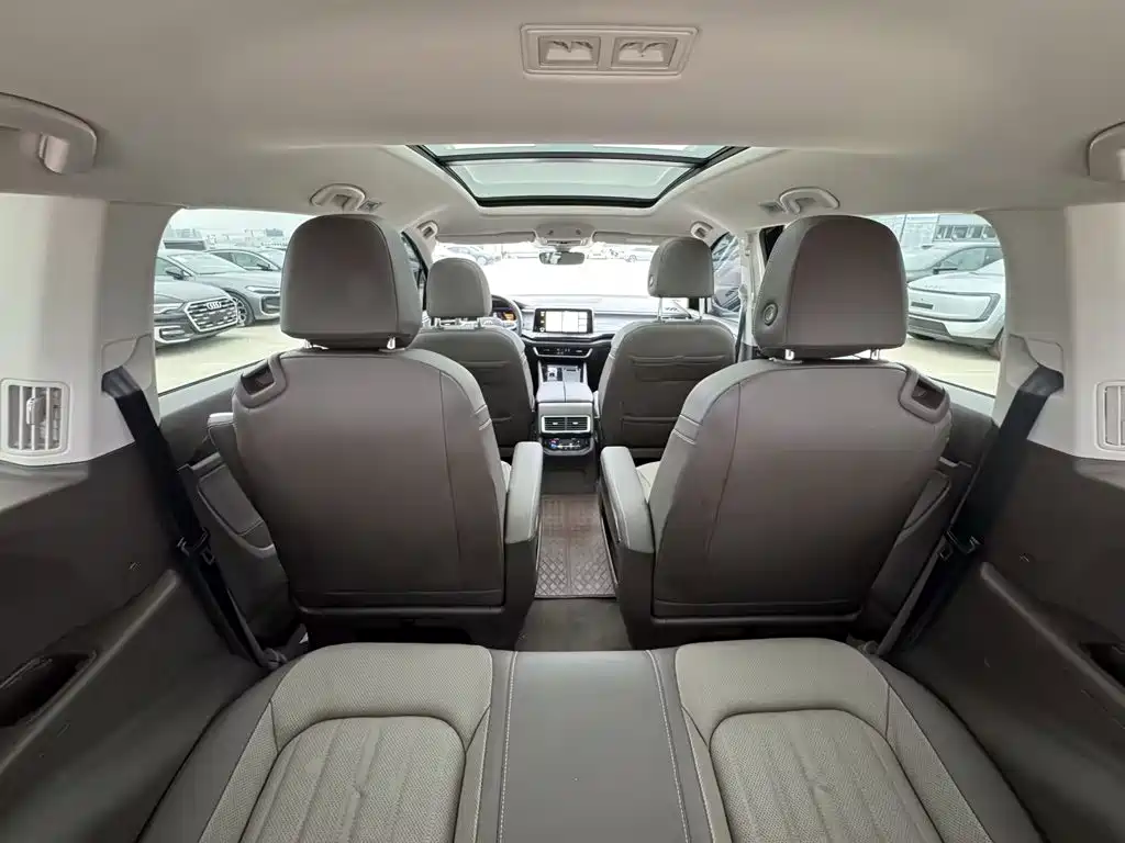 Volkswagen Viloran — миниатюра 16