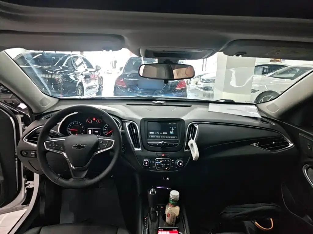 Chevrolet Malibu XL — миниатюра 10