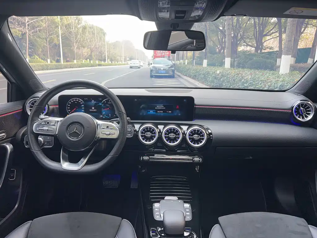 MERCEDES-BENZ A CLASS