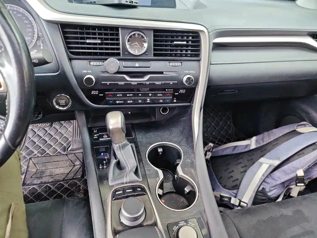 Lexus RX — миниатюра 14