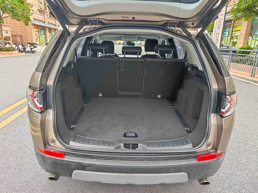 Land Rover Discovery Sport — миниатюра 19