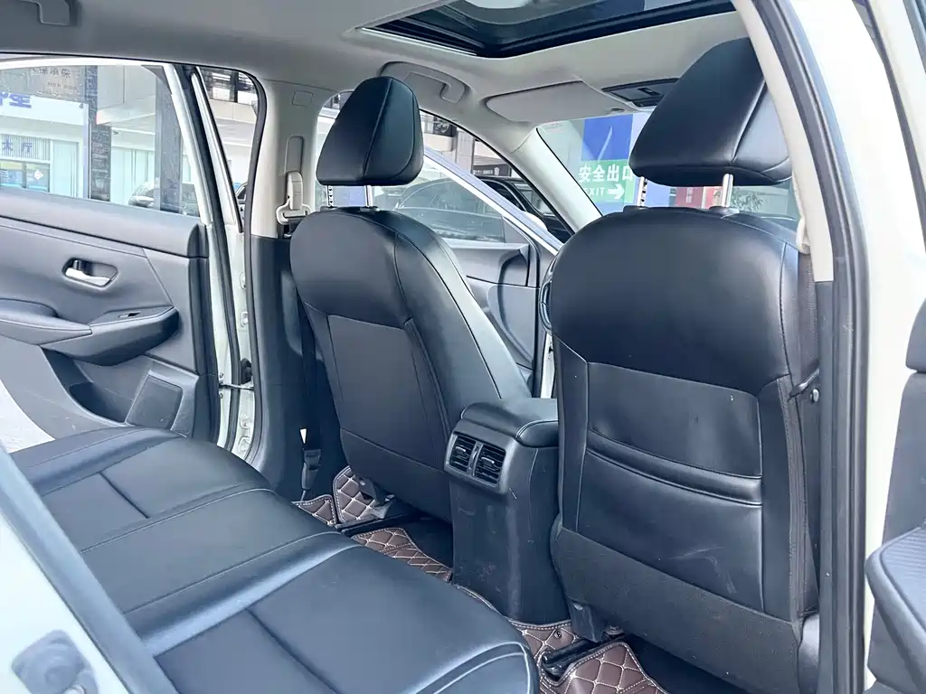 Nissan Sylphy — миниатюра 11