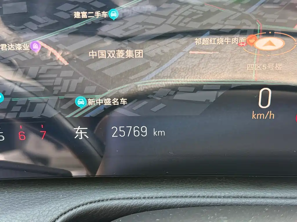 Cadillac XT4 — миниатюра 8