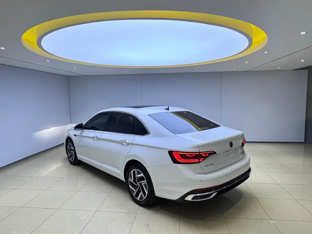 Volkswagen Sagitar 2023 280TSI DSG Plus
