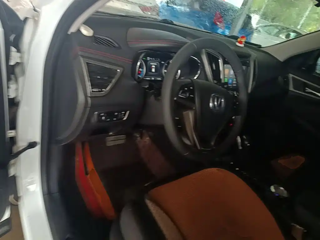 Changan CS75 — миниатюра 10
