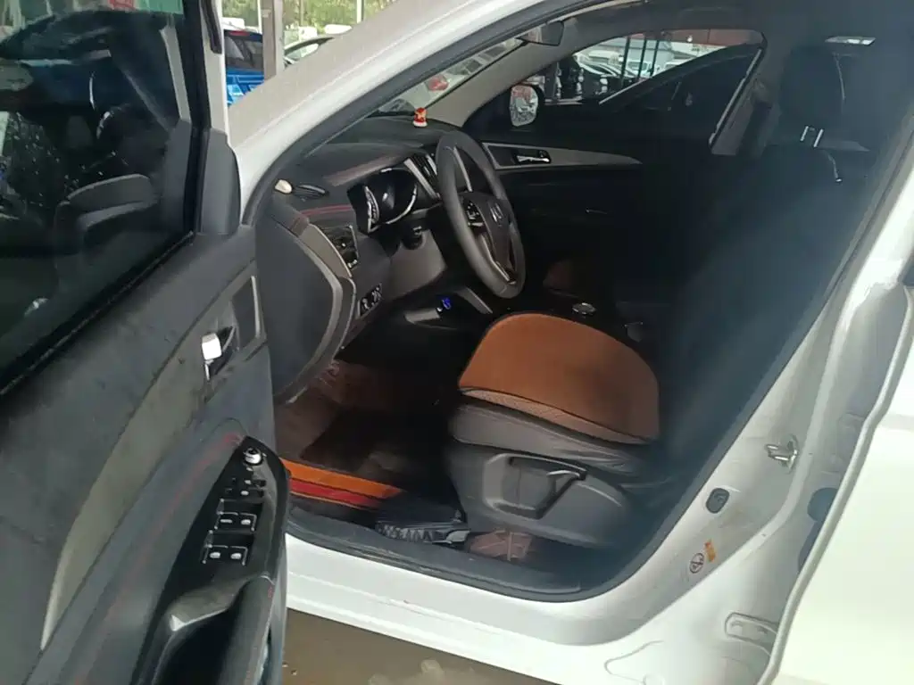 Changan CS75 — миниатюра 16