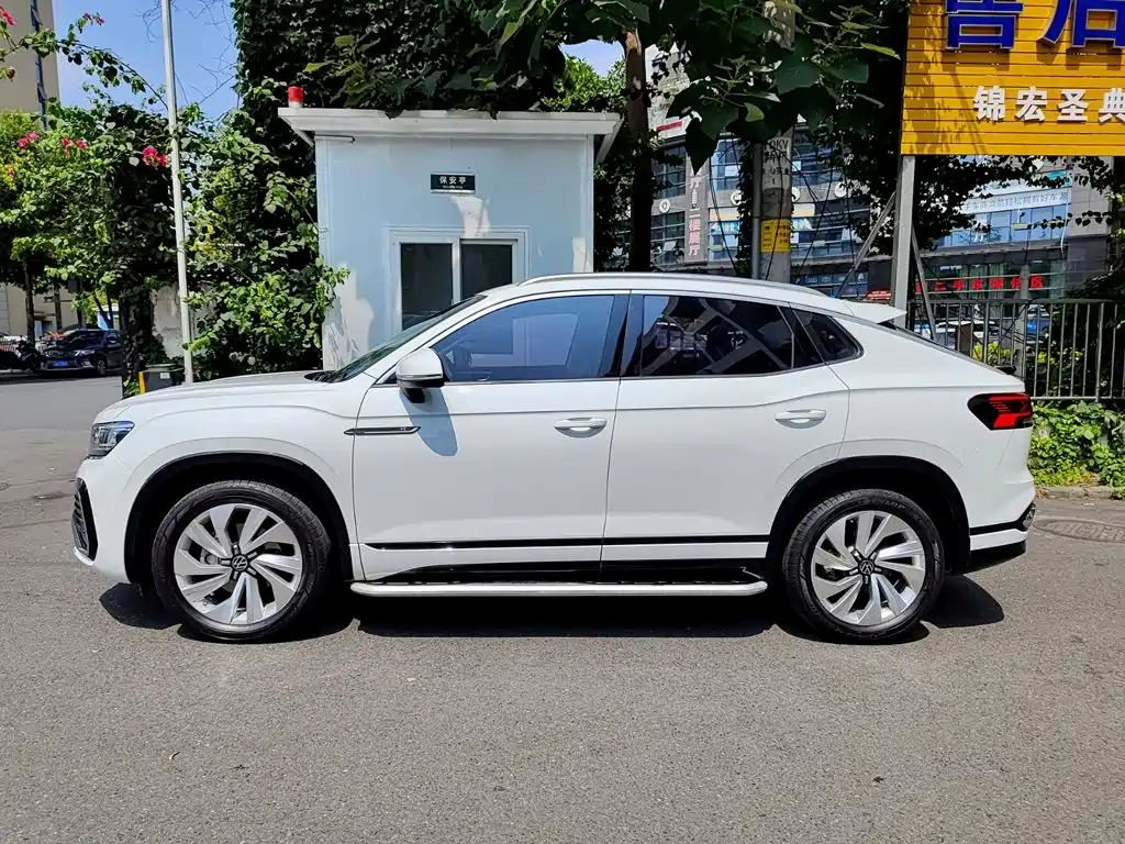 Volkswagen TayronX X 2020 330TSI Luxury Smart Connect