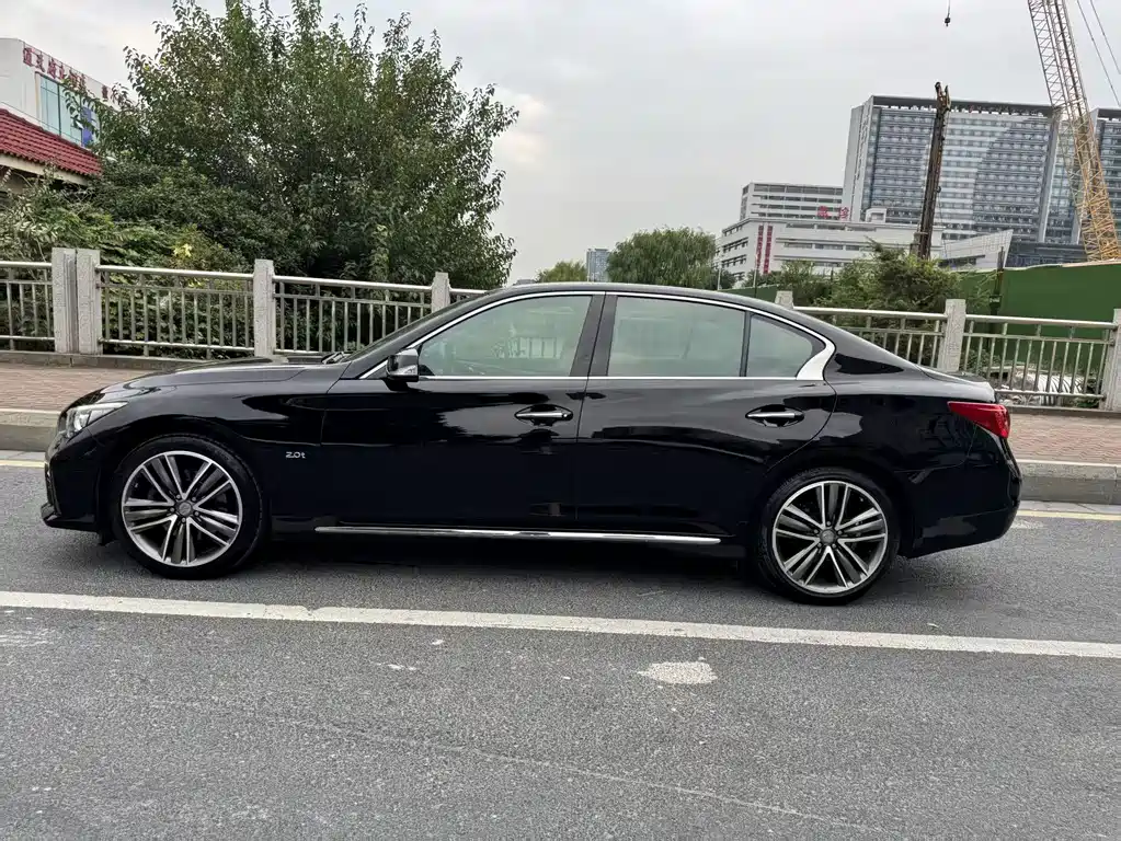 Infiniti Q50L — миниатюра 7