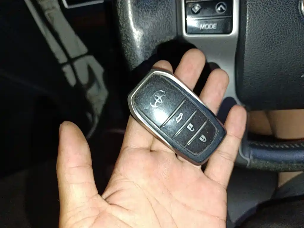 Toyota Land Cruiser Prado 2016 3.5L AT TX-L