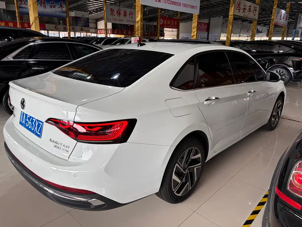 Volkswagen Sagitar — миниатюра 12
