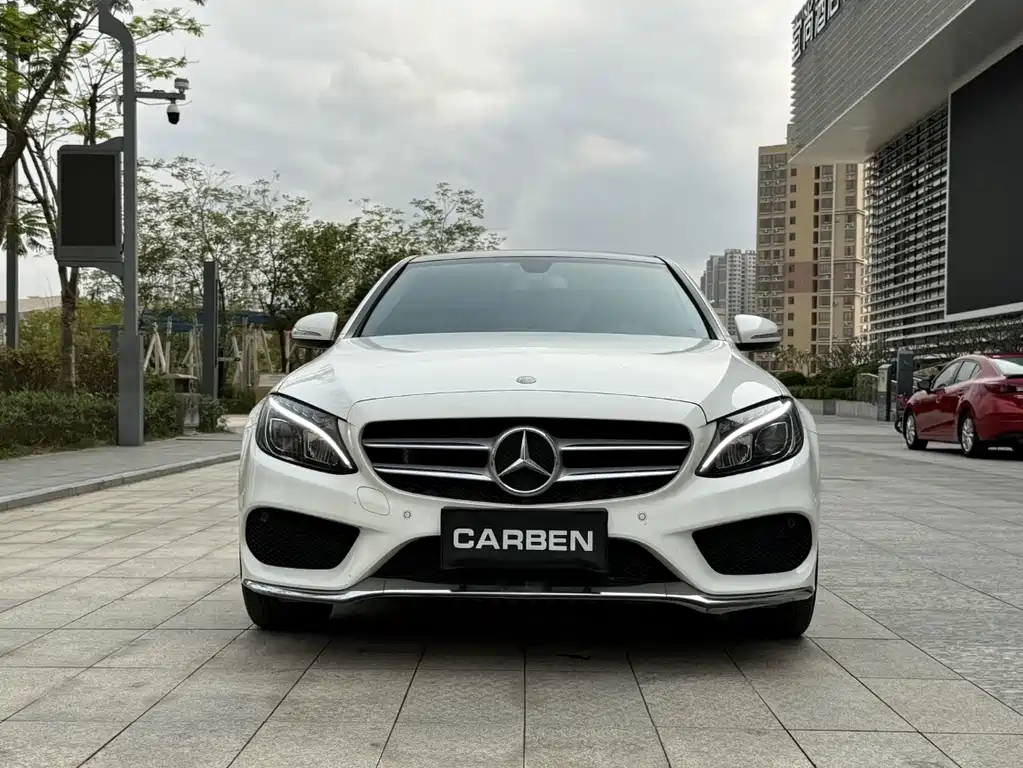 Mercedes-Benz C-Class — миниатюра 2