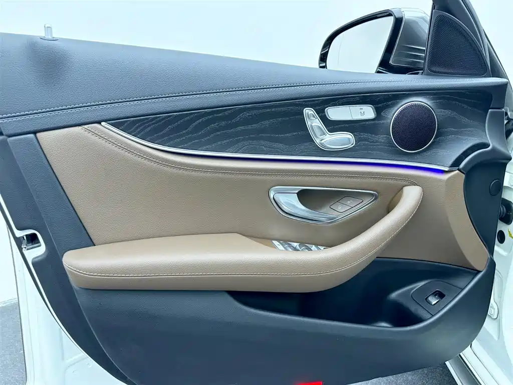 Mercedes-Benz E-Class E 2018 E 200 L Sport