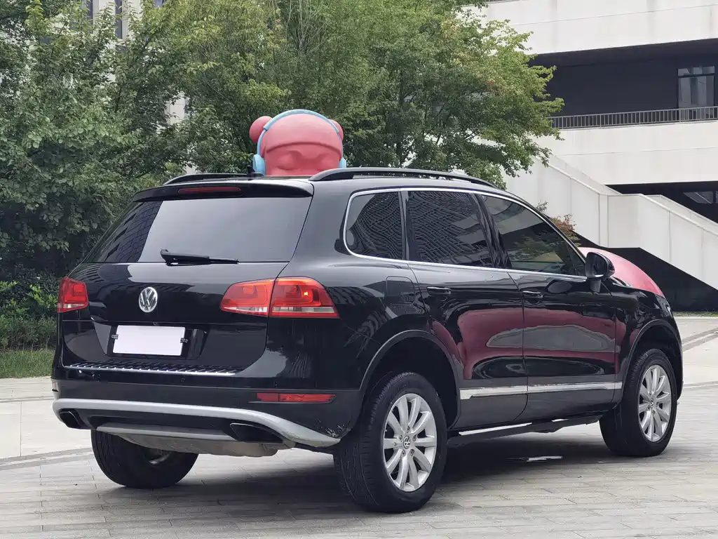 Volkswagen Touareg — миниатюра 7