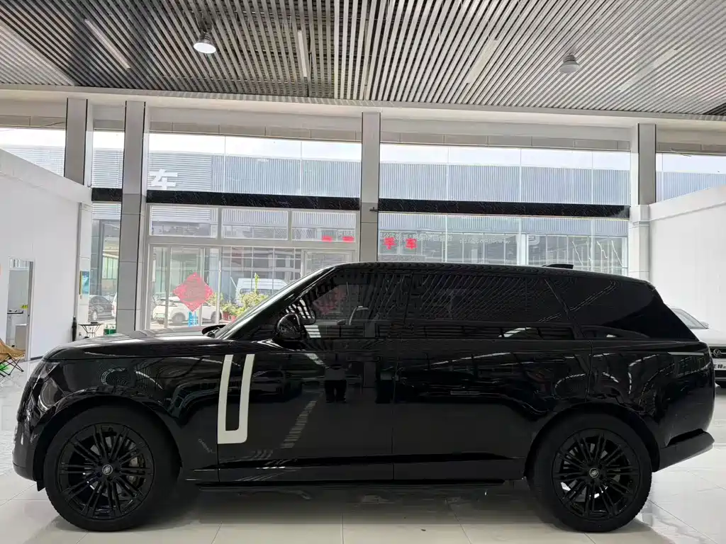 Land Rover Range Rover — миниатюра 3